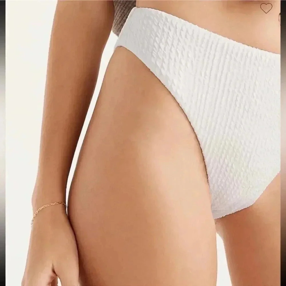 J Crew Textured curved waist High Leg Cut cheeky bikini bottom White Medium NWT